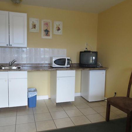 Villa Nova Motel Wasaga Beach Buitenkant foto